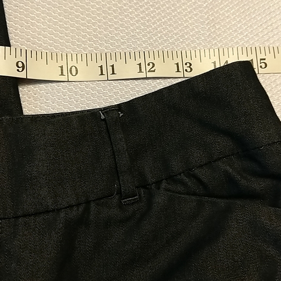 3/$10 Mossimo Dark Gray Capris Pants - Picture 4 of 6